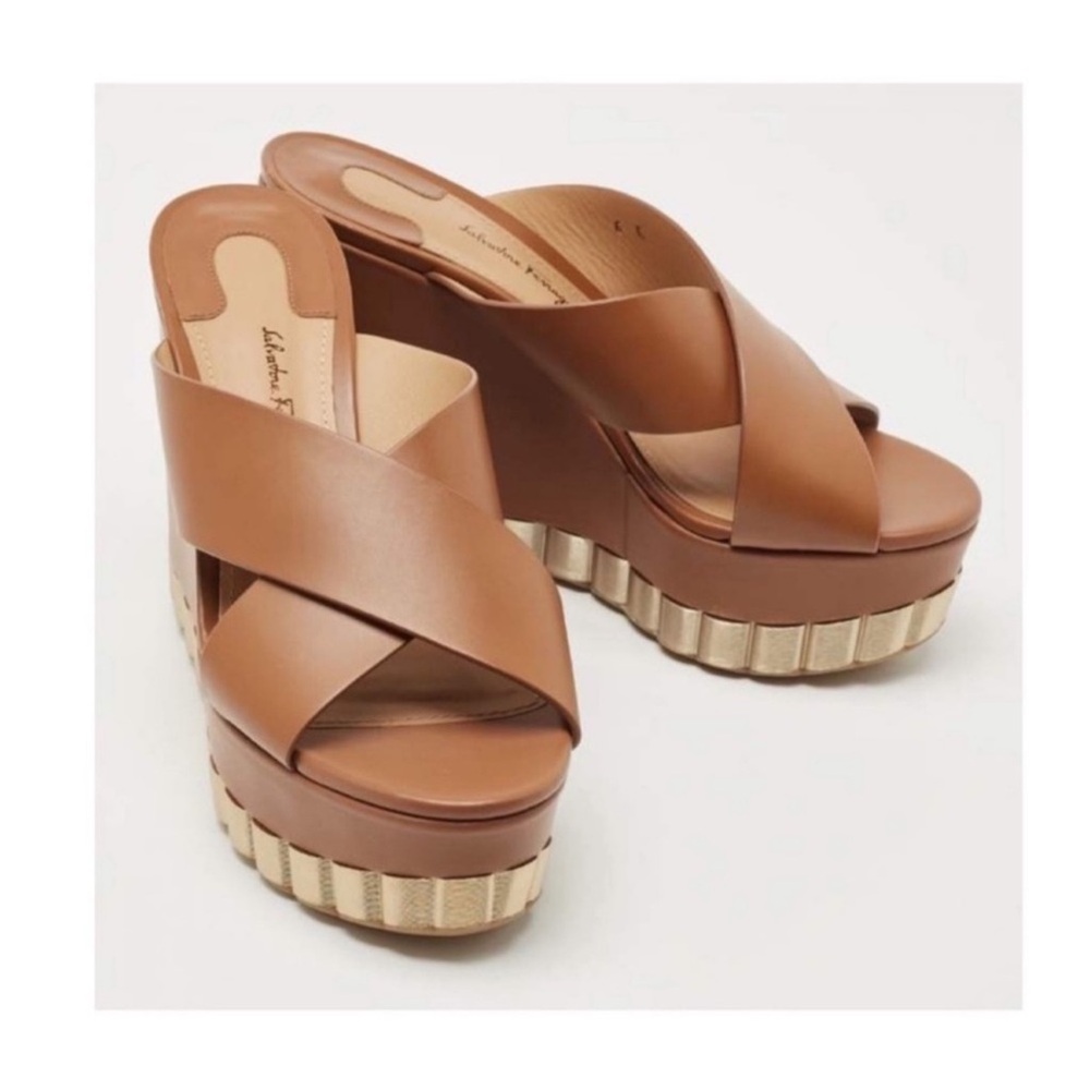 New! Salvatore Ferragamo Nicosia Wedge Platform Sandals in Brown Leather - Picture 6 of 14